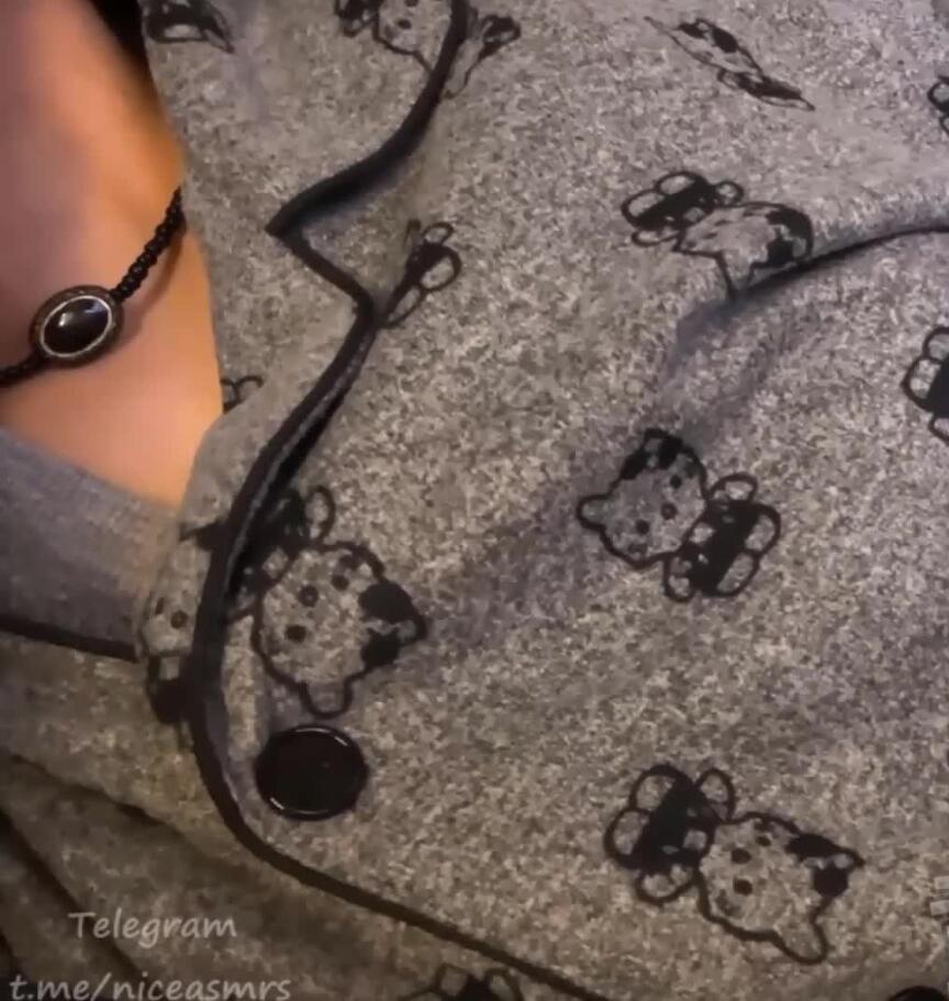 DB 最新ASMR舔耳3V